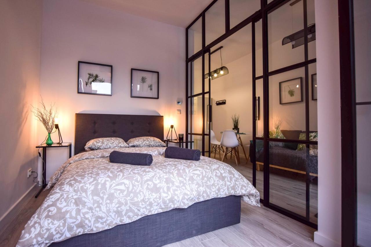 Angel Apartment City Center Wroclaw Ngoại thất bức ảnh